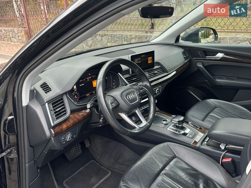 Позашляховик / Кросовер Audi Q5 2018 в Маневичах