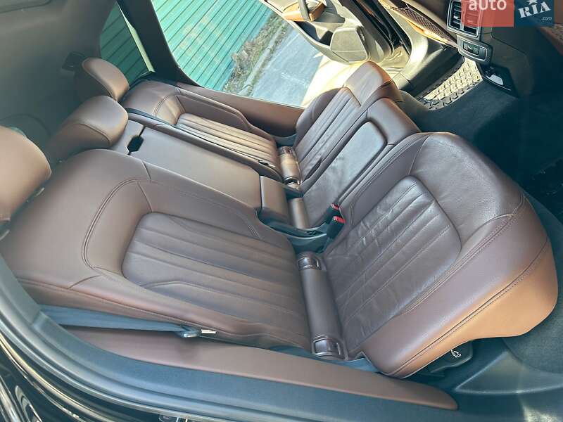 Позашляховик / Кросовер Audi Q5 2018 в Києві фото 8 Позашляховик / Кросовер Audi Q5 2018 в Києві