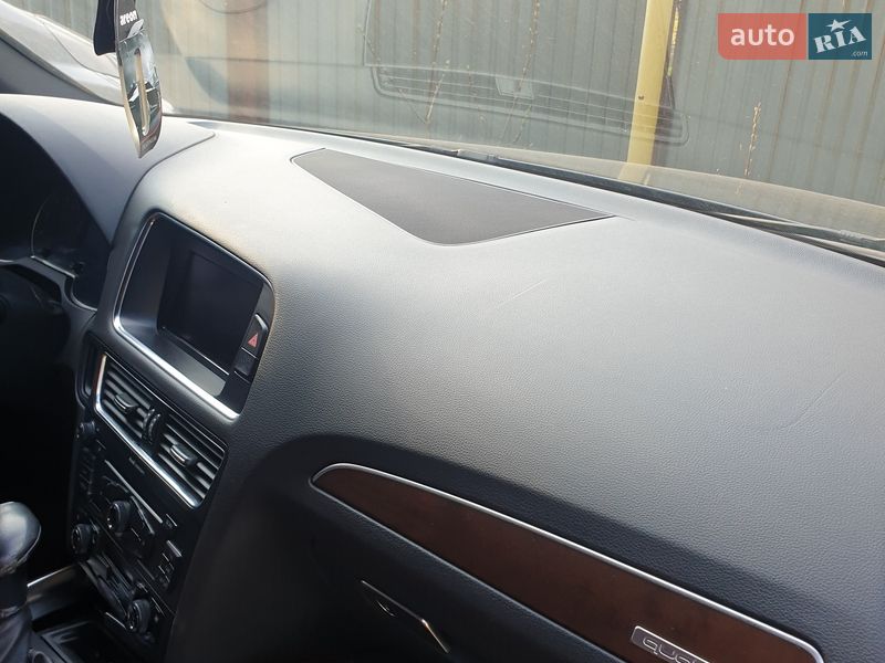 Внедорожник / Кроссовер Audi Q5 2009 в Одессе