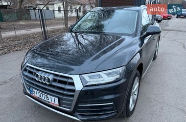 Позашляховик / Кросовер Audi Q5 2017 в Полтаві