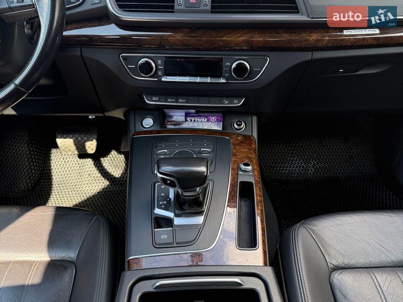 Внедорожник / Кроссовер Audi Q5 2017 в Полтаве