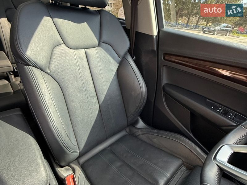 Позашляховик / Кросовер Audi Q5 2018 в Червоному Донці фото 18 Позашляховик / Кросовер Audi Q5 2018 в Червоному Донці