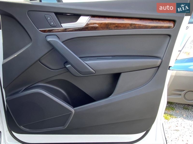 Позашляховик / Кросовер Audi Q5 2018 в Рівному фото 23 Позашляховик / Кросовер Audi Q5 2018 в Рівному