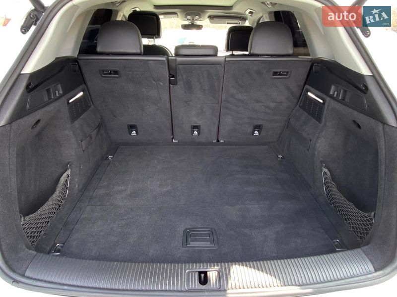 Позашляховик / Кросовер Audi Q5 2018 в Рівному фото 27 Позашляховик / Кросовер Audi Q5 2018 в Рівному