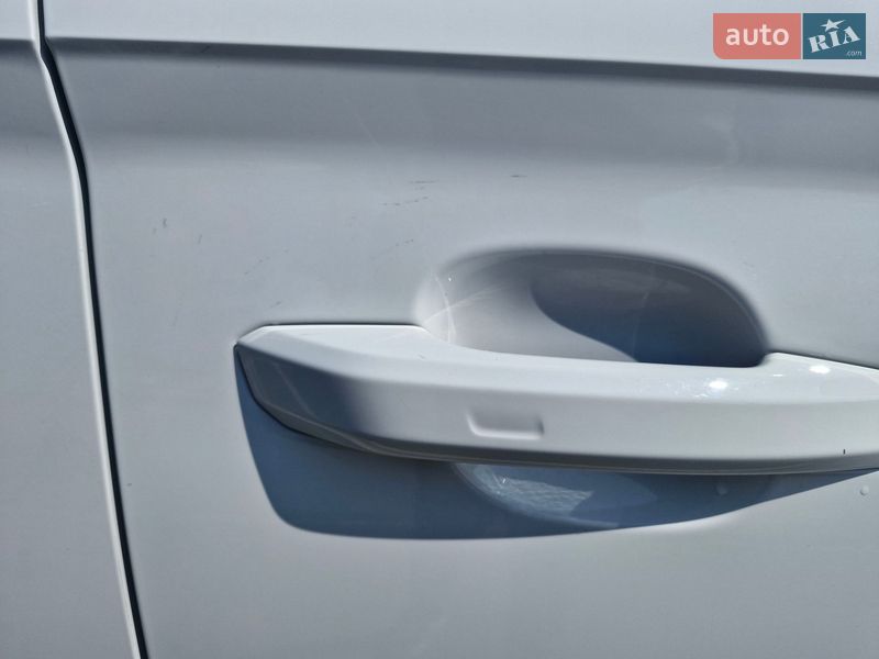 Внедорожник / Кроссовер Audi Q5 2020 в Киеве