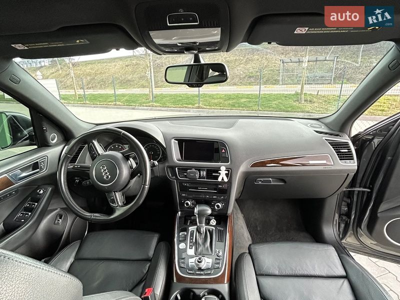 Внедорожник / Кроссовер Audi Q5 2015 в Ирпене