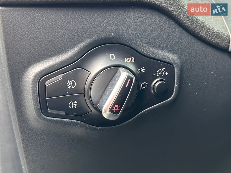 Внедорожник / Кроссовер Audi Q5 2015 в Ирпене