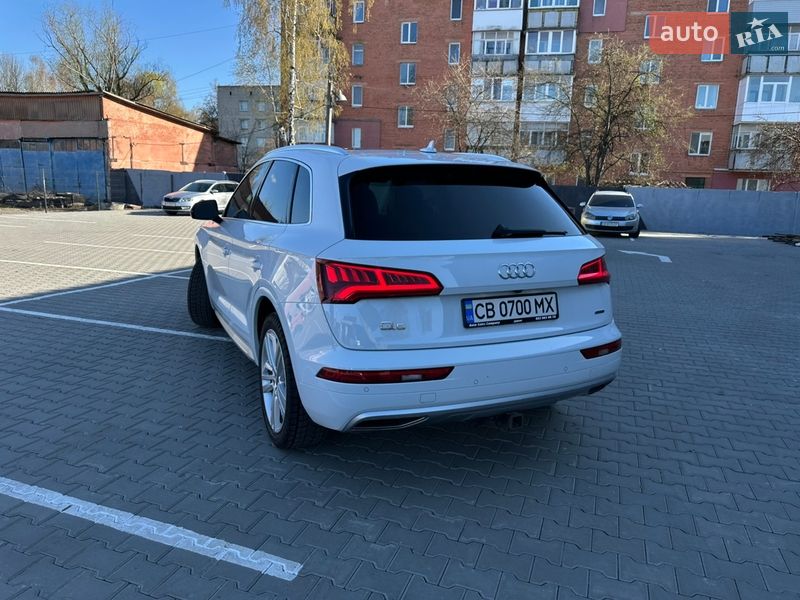 Внедорожник / Кроссовер Audi Q5 2019 в Нежине