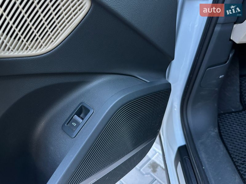 Внедорожник / Кроссовер Audi Q5 2019 в Нежине