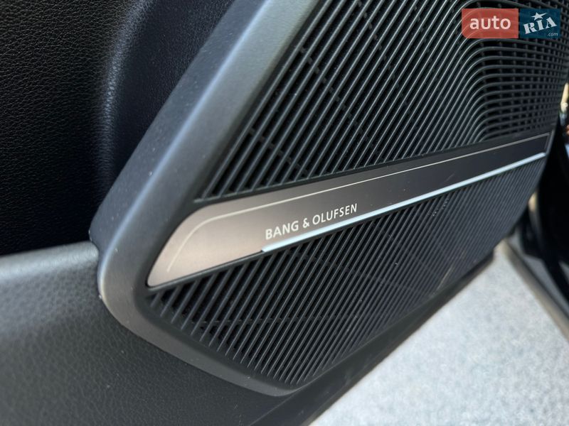 Позашляховик / Кросовер Audi Q5 2021 в Києві