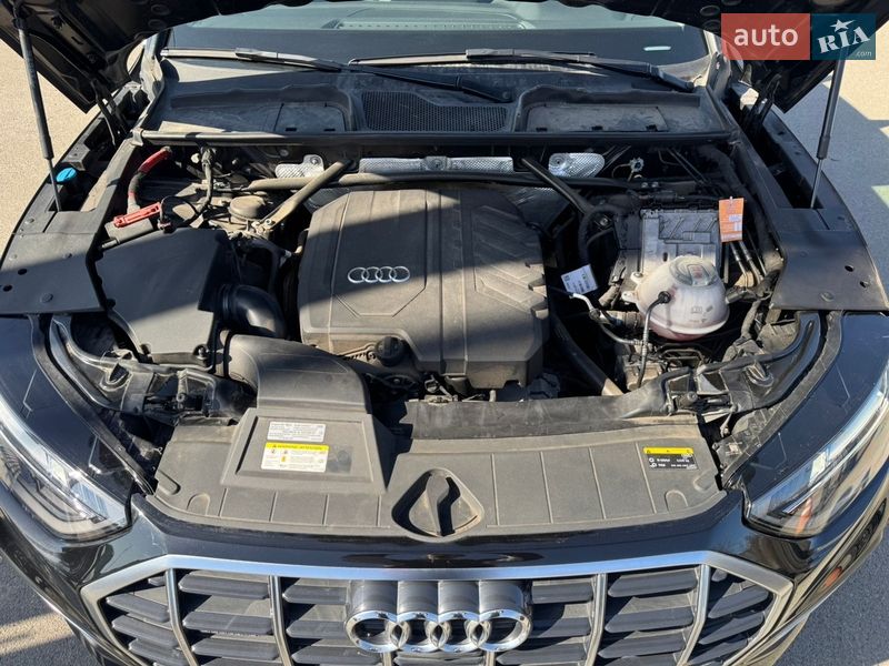 Позашляховик / Кросовер Audi Q5 2021 в Києві