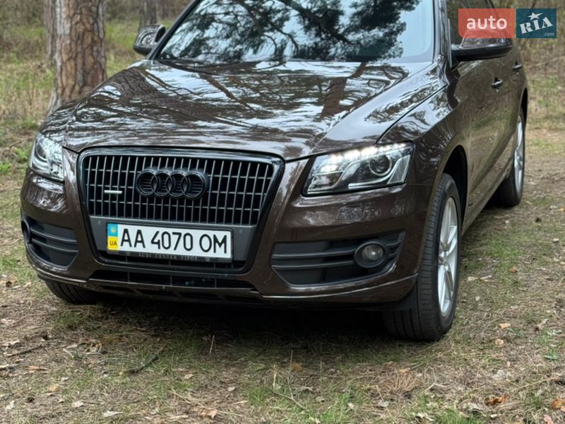 Позашляховик / Кросовер Audi Q5 2011 в Чернігові
