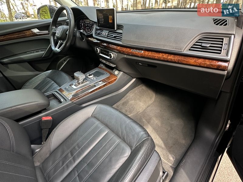 Позашляховик / Кросовер Audi Q5 2018 в Білогородці фото 21 Позашляховик / Кросовер Audi Q5 2018 в Білогородці