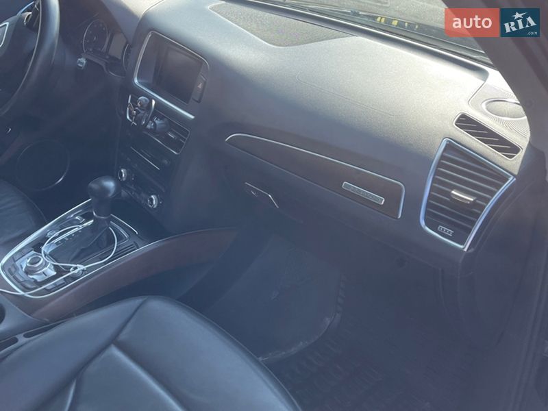 Позашляховик / Кросовер Audi Q5 2014 в Кривому Розі