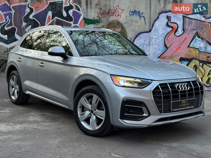 Внедорожник / Кроссовер Audi Q5 2021 в Днепре