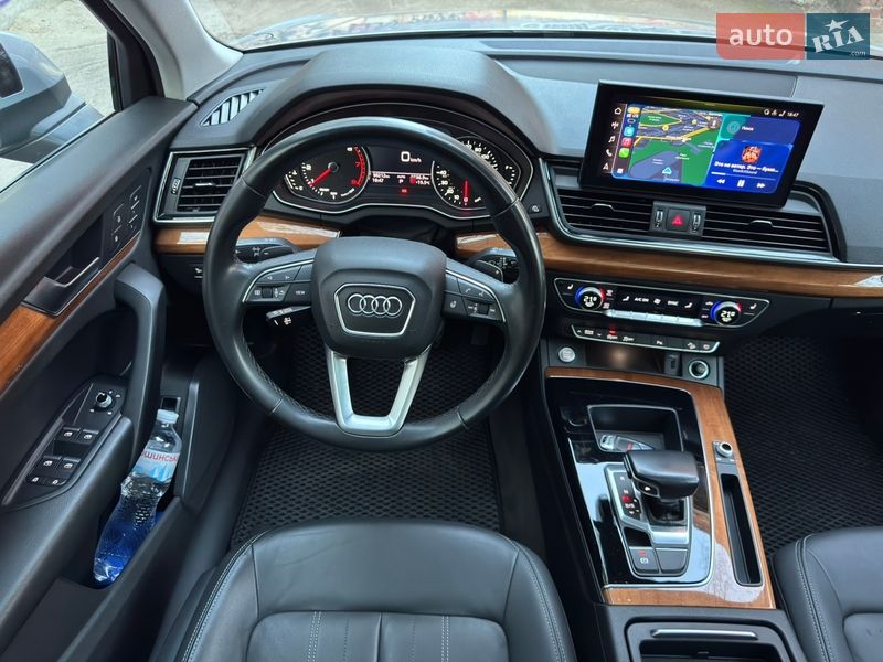 Внедорожник / Кроссовер Audi Q5 2021 в Днепре