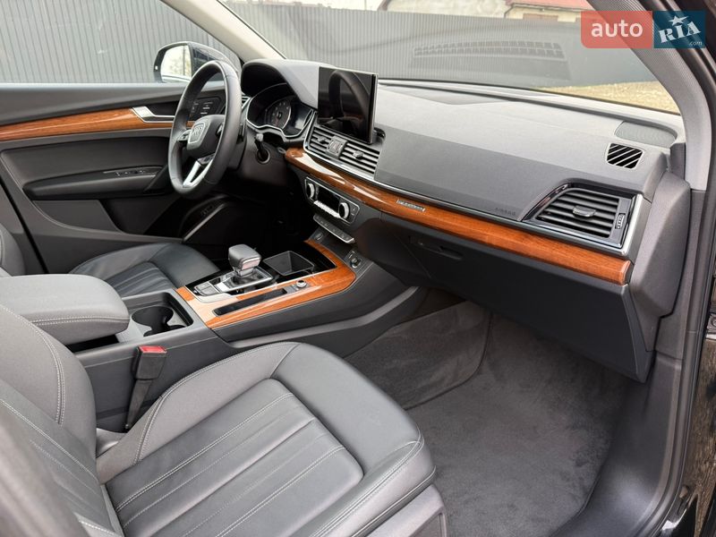 Внедорожник / Кроссовер Audi Q5 2023 в Стрые