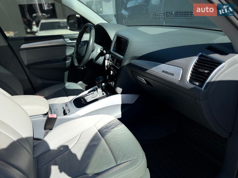 Внедорожник / Кроссовер Audi Q5 2014 в Львове