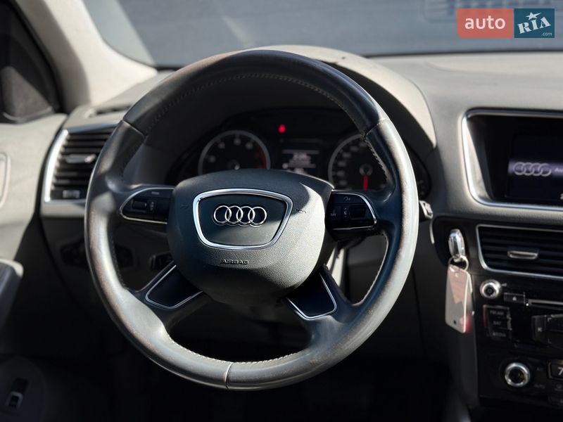Внедорожник / Кроссовер Audi Q5 2014 в Львове