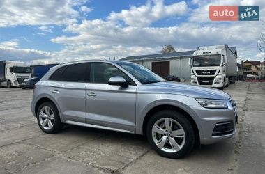 Внедорожник / Кроссовер Audi Q5 2018 в Владимире