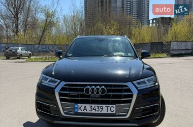 Позашляховик / Кросовер Audi Q5 2018 в Києві