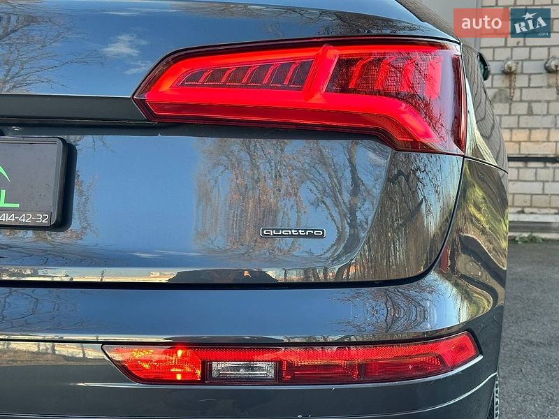 Позашляховик / Кросовер Audi Q5 2020 в Києві