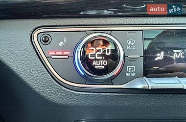 Позашляховик / Кросовер Audi Q5 2020 в Києві