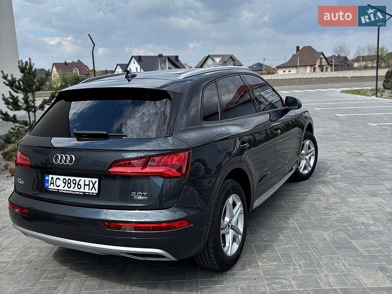 Внедорожник / Кроссовер Audi Q5 2016 в Луцке