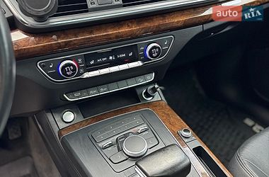 Внедорожник / Кроссовер Audi Q5 2016 в Луцке