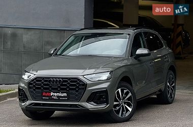 Внедорожник / Кроссовер Audi Q5 2022 в Харькове