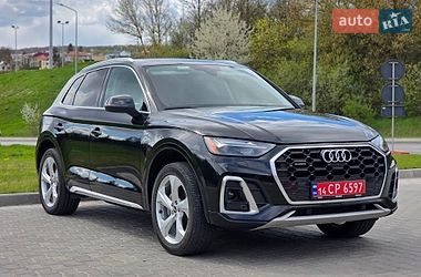 Внедорожник / Кроссовер Audi Q5 2024 в Тернополе