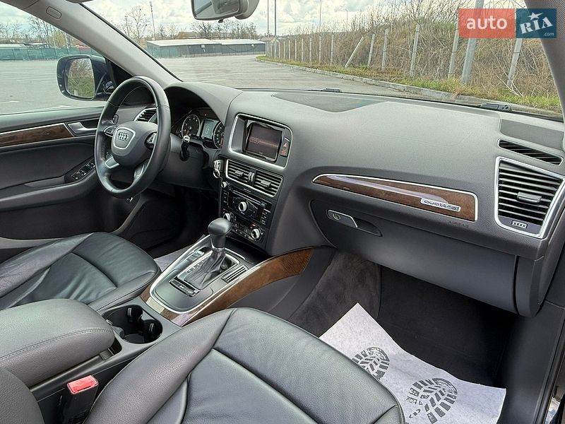 Внедорожник / Кроссовер Audi Q5 2015 в Виннице