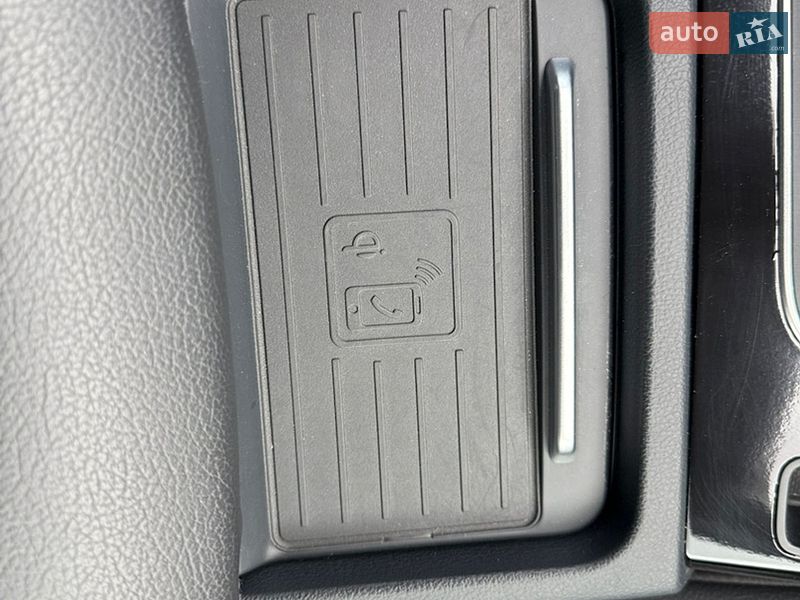 Внедорожник / Кроссовер Audi Q5 2019 в Киеве