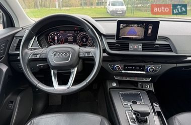 Внедорожник / Кроссовер Audi Q5 2019 в Киеве