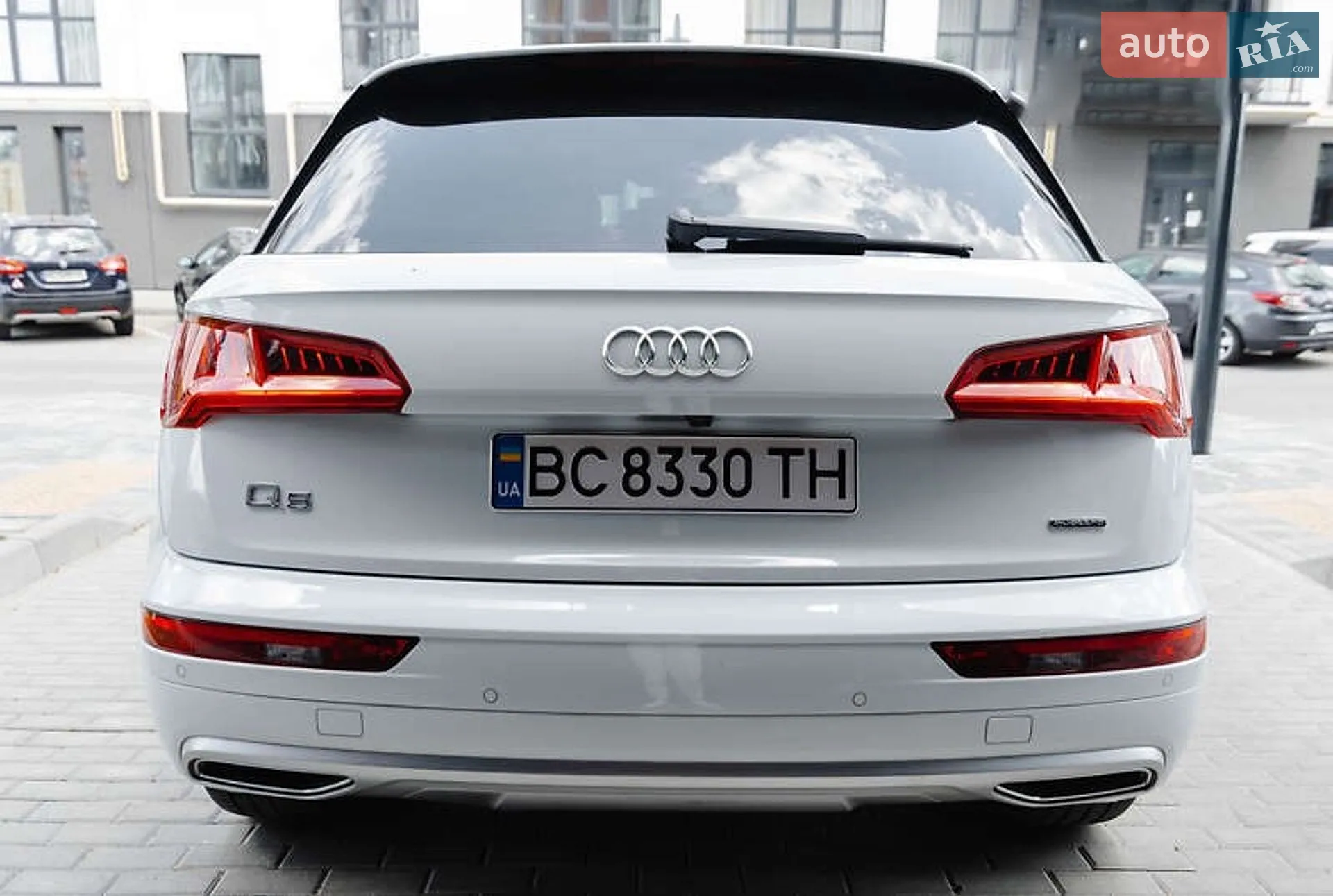 Audi Q5 2019 VIN WA1BNAFY3K2050146 фото оголошення 4 з 5