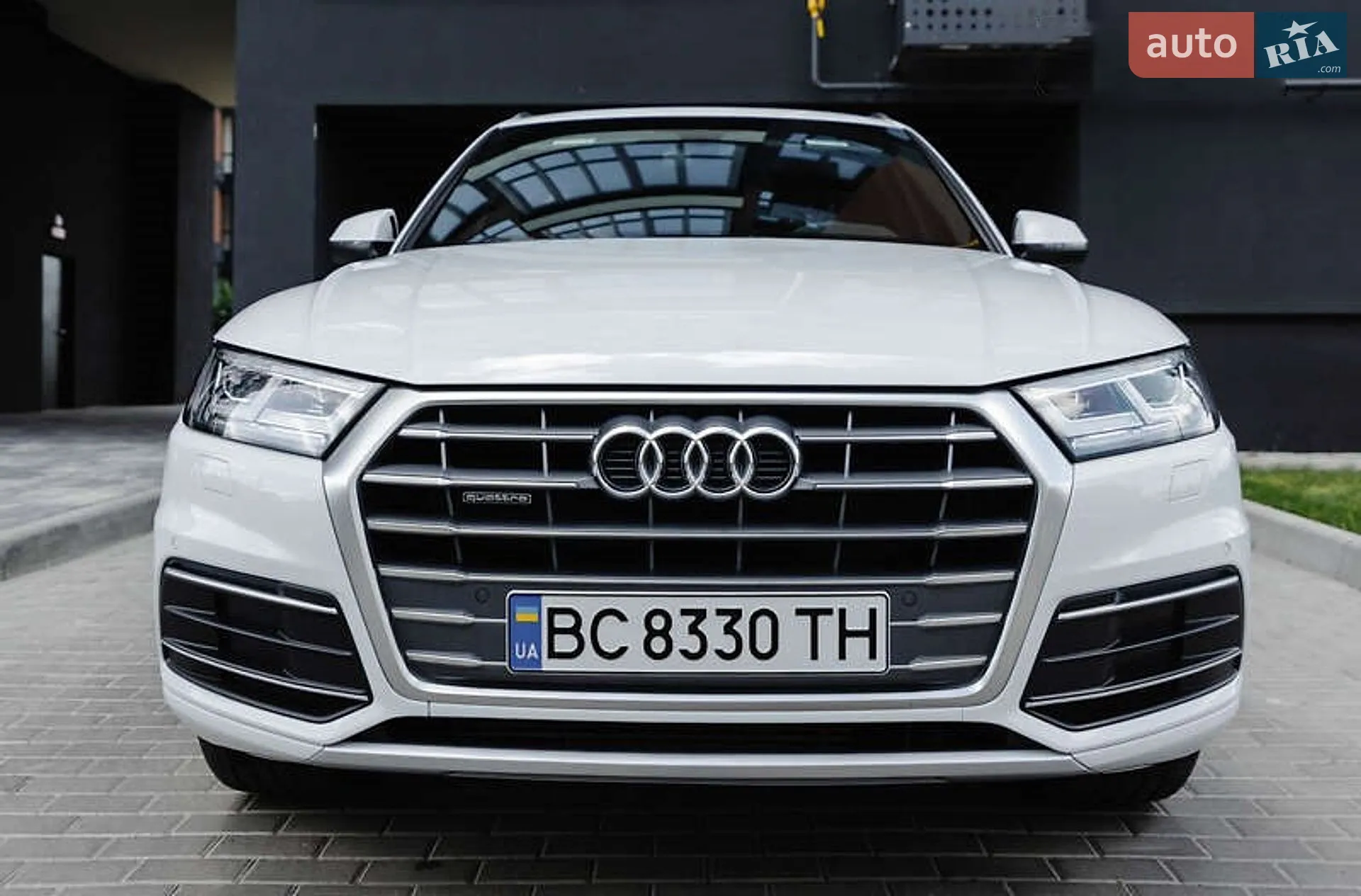 Audi Q5 2019 VIN WA1BNAFY3K2050146 фото оголошення 5 з 5