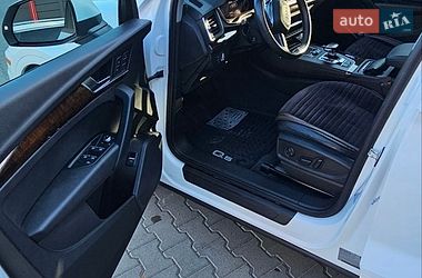 Внедорожник / Кроссовер Audi Q5 2017 в Черновцах