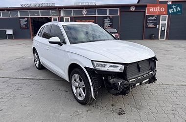 Позашляховик / Кросовер Audi Q5 2017 в Львові
