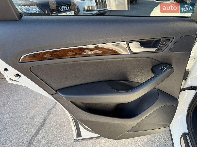 Внедорожник / Кроссовер Audi Q5 2015 в Киеве