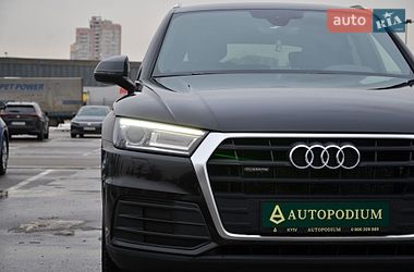Позашляховик / Кросовер Audi Q5 2017 в Києві