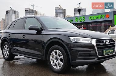 Позашляховик / Кросовер Audi Q5 2017 в Києві