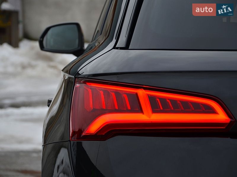 Позашляховик / Кросовер Audi Q5 2017 в Києві
