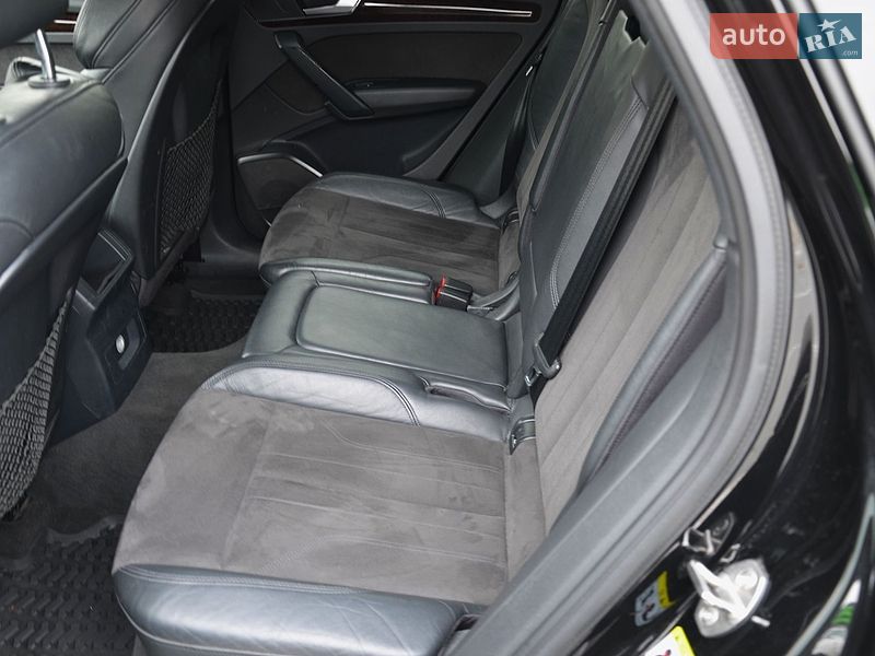 Позашляховик / Кросовер Audi Q5 2017 в Києві