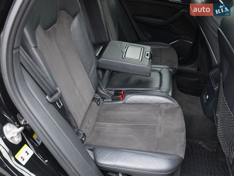 Позашляховик / Кросовер Audi Q5 2017 в Києві