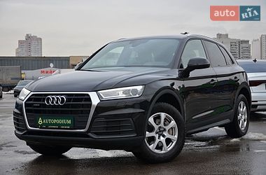 Внедорожник / Кроссовер Audi Q5 2017 в Киеве