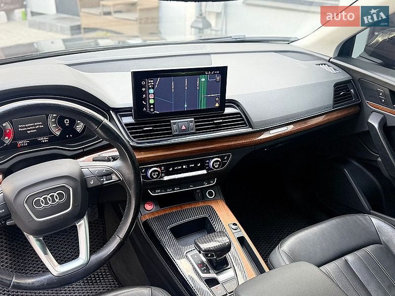 Внедорожник / Кроссовер Audi Q5 2020 в Киеве