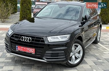Позашляховик / Кросовер Audi Q5 2018 в Києві