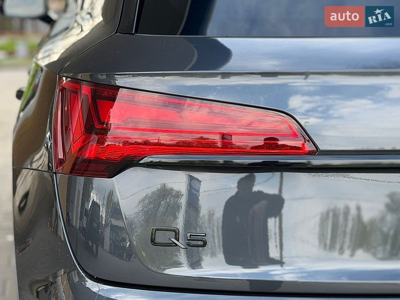 Внедорожник / Кроссовер Audi Q5 2020 в Днепре