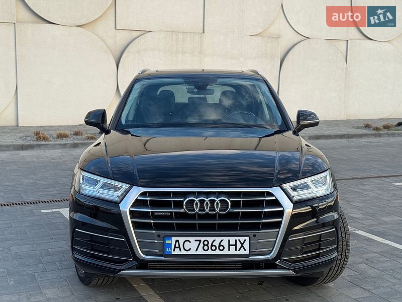 Позашляховик / Кросовер Audi Q5 2018 в Рівному