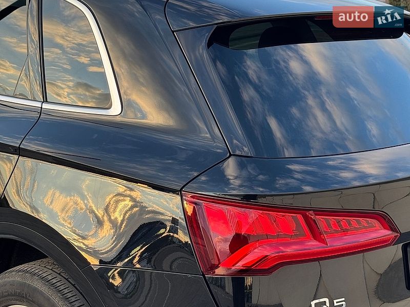Позашляховик / Кросовер Audi Q5 2018 в Рівному